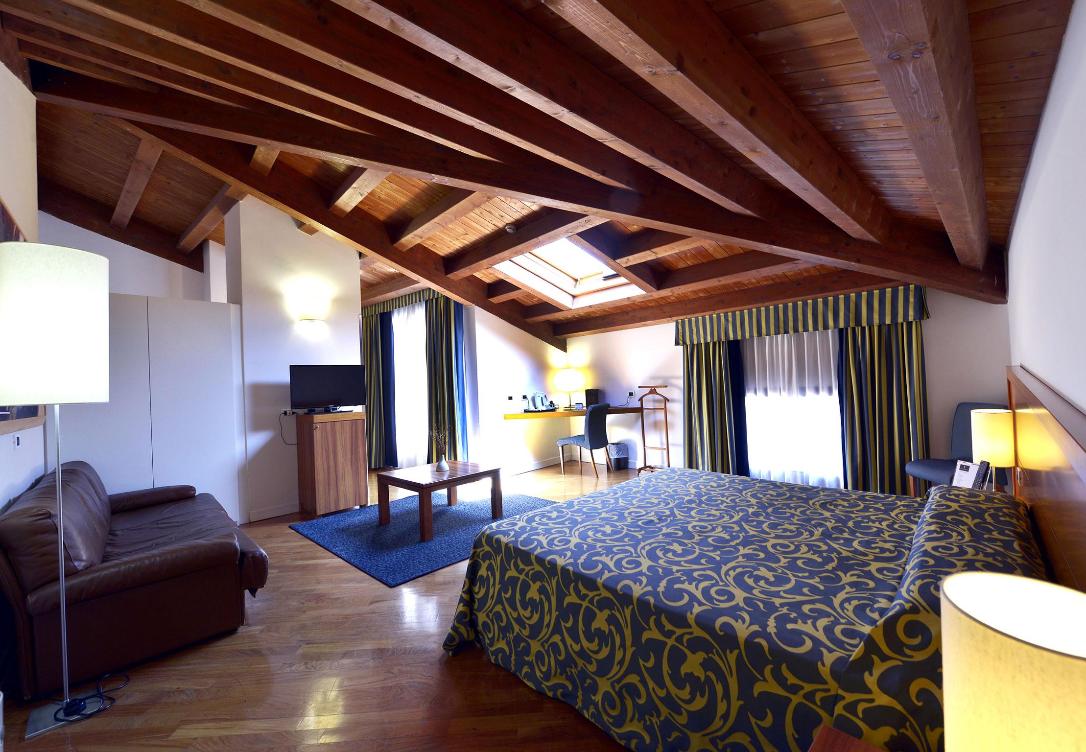 Hotel Ferrara Bagian luar foto