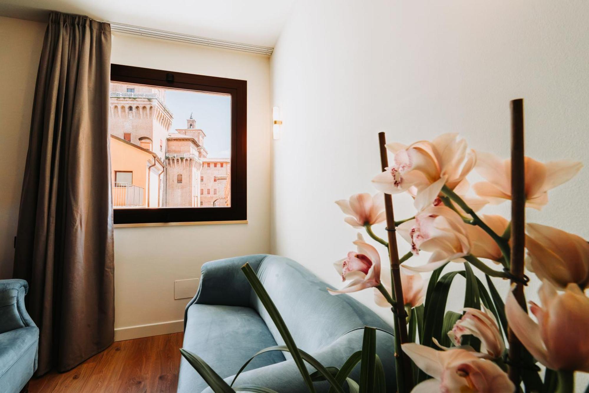Hotel Ferrara Bagian luar foto