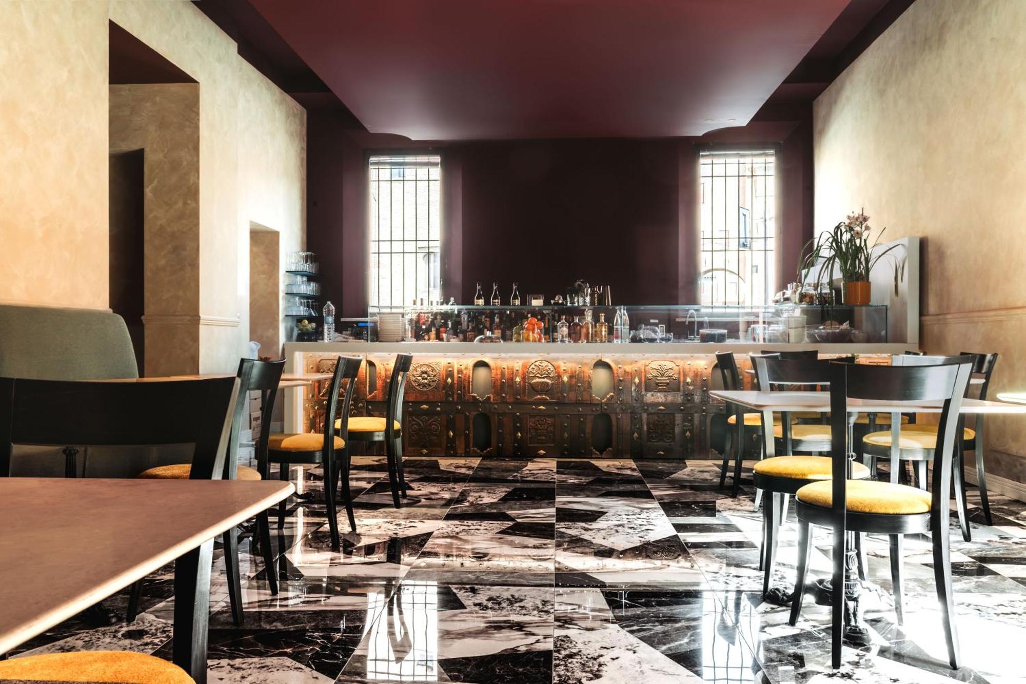 Hotel Ferrara Bagian luar foto
