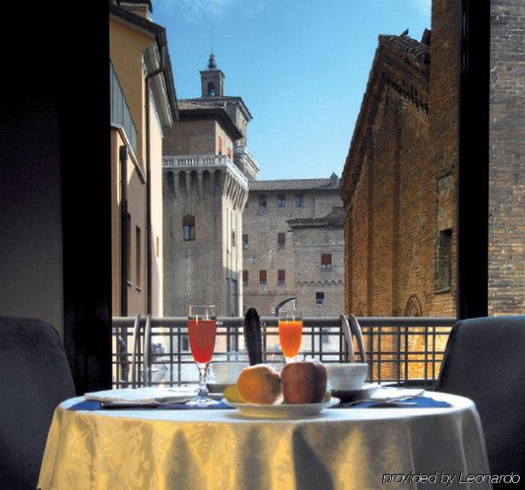 Hotel Ferrara Restoran foto