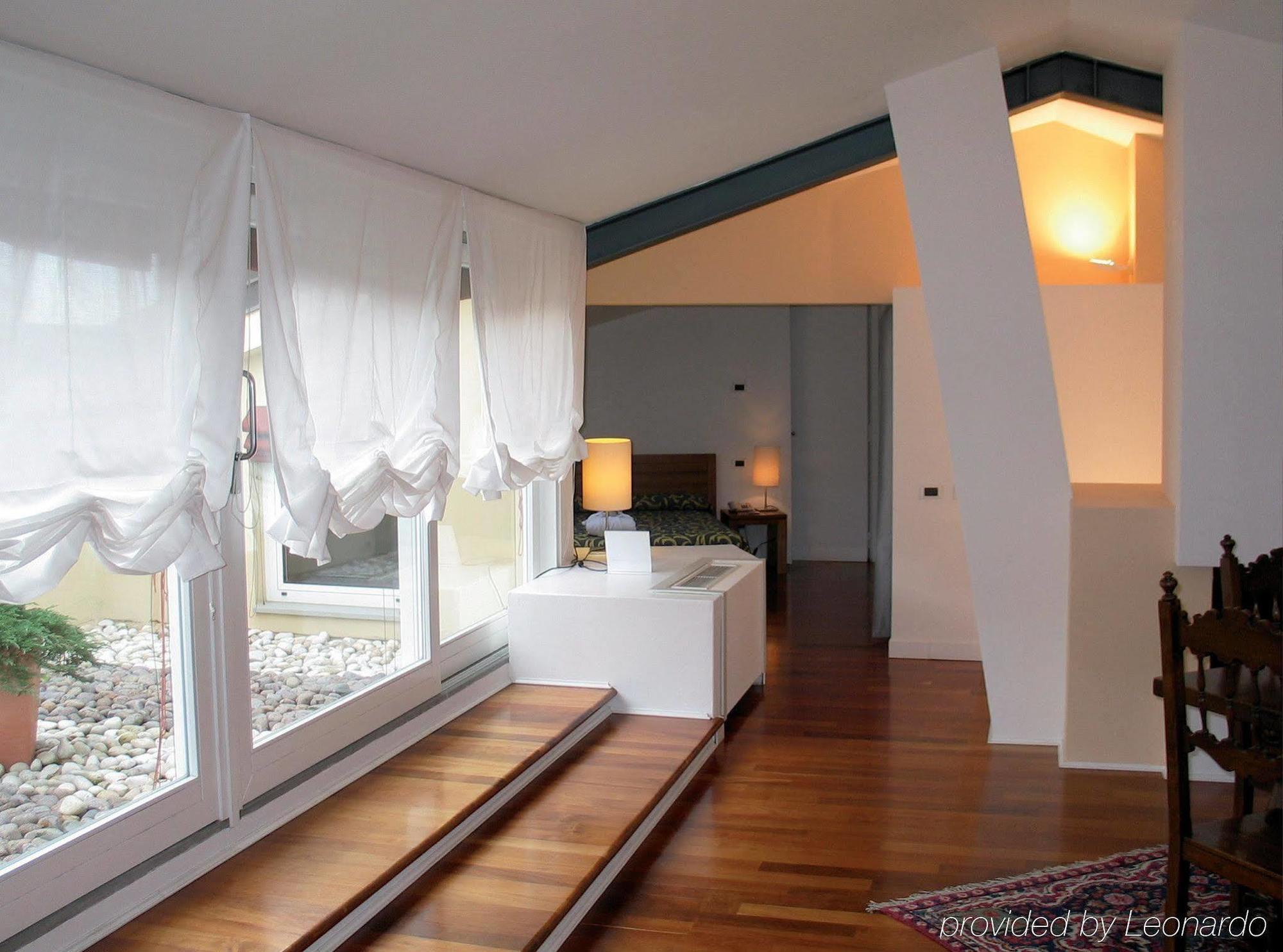 Hotel Ferrara Ruang foto